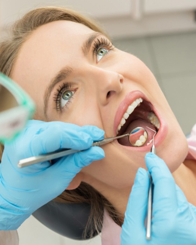 Same-Day Crowns vs Traditional Crowns: Which One is Right for You? featured image