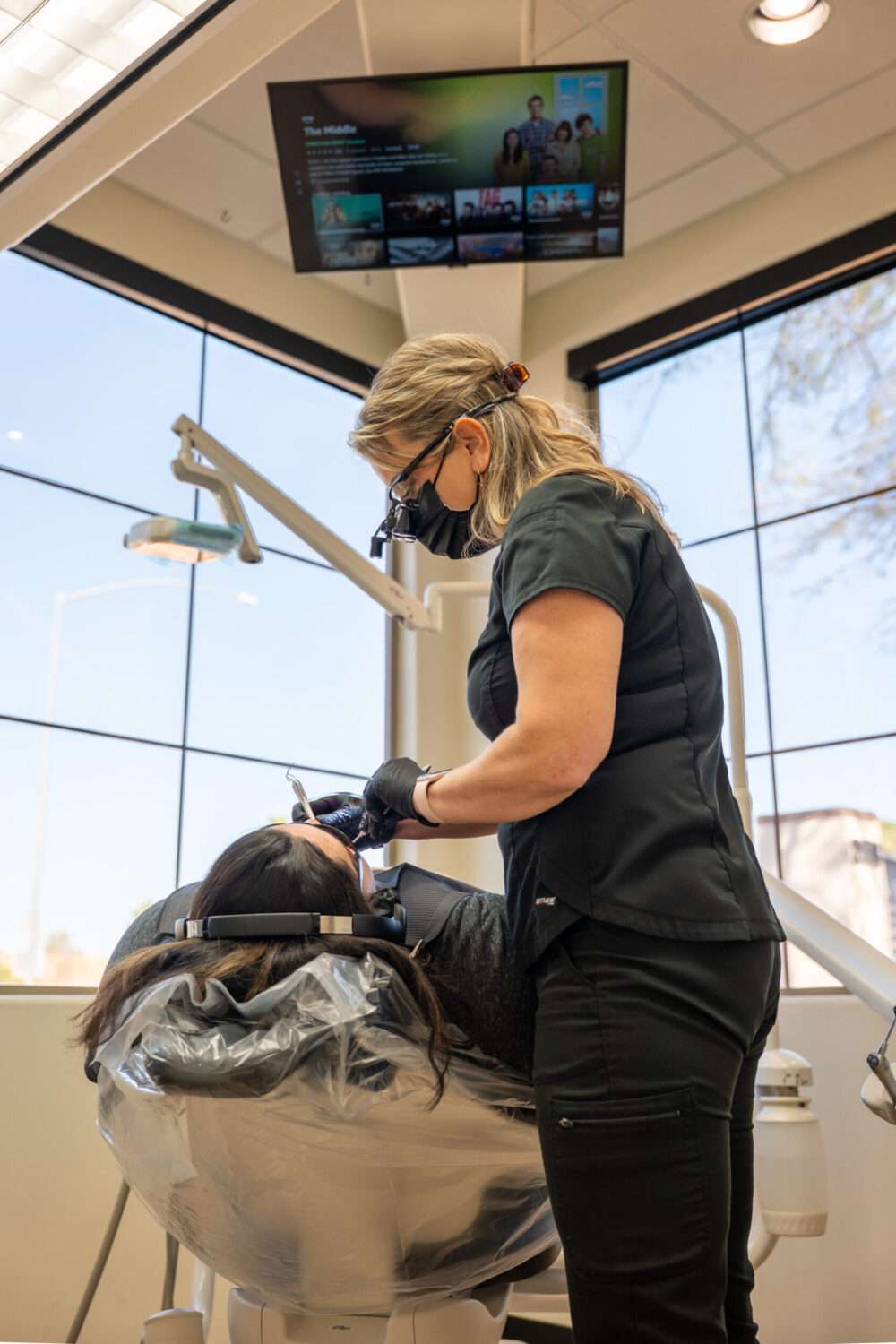 Comfortable dental clinic interior showcasing modern design and technology in Mesa, AZ